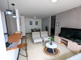 Apartamento Completo Poblado - Ubicacion Central con Parqueadero