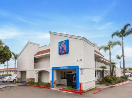 Motel 6-Carlsbad, CA - East Near LEGOLAND, hotel di Carlsbad