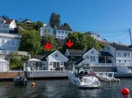 Luxurious Boathouse with Private Dock in the Best Location in Arendal