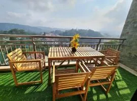 One Aston Deluxe Suite Baguio 2BR at Bristle Ridge