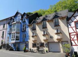 Gästehaus "Ursula" Hotel Garni, hótel í Bernkastel-Kues