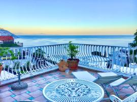 Hotel Villa Delle Palme in Positano: Positano'da bir otel