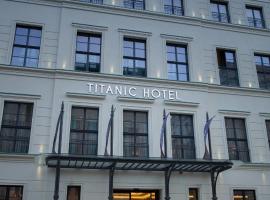 TITANIC Gendarmenmarkt Berlin, hotel en Berlín