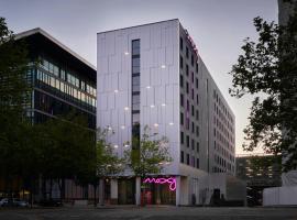 Moxy Milton Keynes، فندق في ميلتون كينز