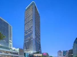 Crowne Plaza Guangzhou City Centre, an IHG Hotel - Free shuttle between hotel and Exhibition Center during Canton Fair & Exhibitor registration Counter