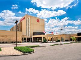 Sheraton Toronto Airport Hotel & Conference Centre, viešbutis Toronte, netoliese – Toronto Pearsono tarptautinis oro uostas - YYZ