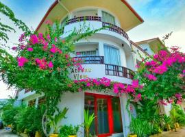 Athens View Hotel, hotel sa Guraidhoo