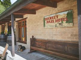 The Danseys Pass Hotel, hotel di Ranfurly