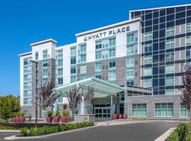 Hyatt Place San Jose Airport، فندق في سان خوسيه