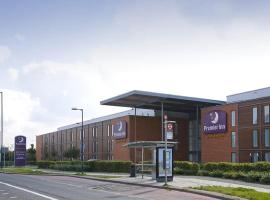 Premier Inn London Heathrow Airport T2 & T3 - Bath Road, hotelli kohteessa Hillingdon