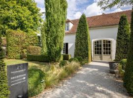 Domaine de Bellevue, The Originals Relais: Neufmoutiers-en-Brie şehrinde bir otel