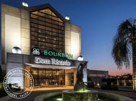 Bourbon Dom Ricardo Aeroporto Curitiba Business Hotel, viešbutis San Žoze dos Pinjaise