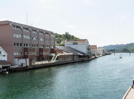 Maritim Fjordhotel, hotel in Flekkefjord