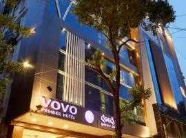 VOVO PREMIER HOTEL