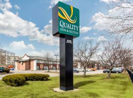 Quality Inn & Suites 5585 Ambler Drive Mississauga Ontario, viešbutis mieste Misisoga, netoliese – Toronto Pearsono tarptautinis oro uostas - YYZ