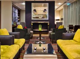 Hampton by Hilton Luton Airport, hotel u gradu Luton