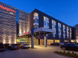 Hampton by Hilton Warsaw Airport, viešbutis , netoliese – Varšuvos Frederiko Šopeno oro uostas - WAW