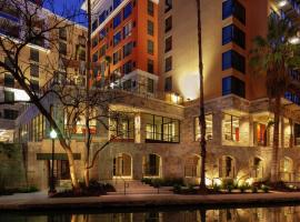 Hampton Inn & Suites San Antonio Riverwalk, hotel v oblasti San Antonio centrum – Riverwalk, San Antonio