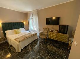 Prestige Suite Via Romagnoli, B&B di Sirmione