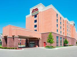 Hampton Inn & Suites Detroit/Airport Romulus, viešbutis mieste Romulusas, netoliese – Detroit Metro oro uostas - DTW