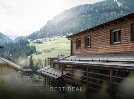 Smart Hotel Saslong, hotel sa Santa Cristina in Val Gardena