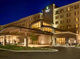 Embassy Suites by Hilton Akron Canton Airport, khách sạn gần Sân bay quốc tế Akron-Canton - CAK, 