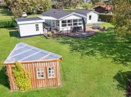 Beautiful Home In Karrebæksminde With Kitchen