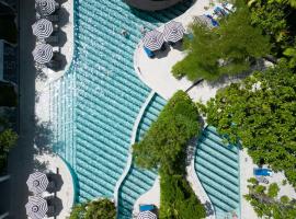 The Royal Paradise Hotel & Spa - SHA Extra Plus, hotel sa Patong Beach