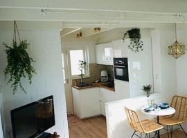 Tiny House Noordwijk aan Zee, μικροσκοπικό σπίτι σε Noordwijk