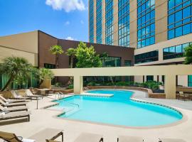 DoubleTree by Hilton San Antonio Airport, hotel near San Antonio International Airport - SAT, San Antonio