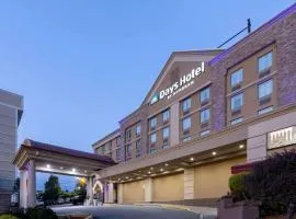 Days Hotel by Wyndham North Bergen