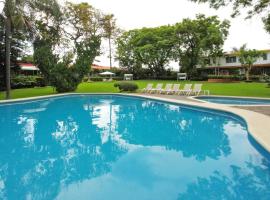 Hotel Posada Quinta Las Flores, hótel í Cuernavaca