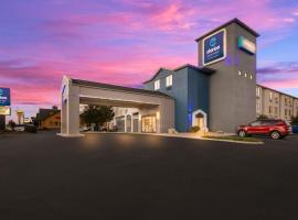 세비에빌에 위치한 호텔 Clarion Pointe Sevierville-Pigeon Forge