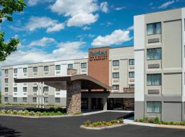 Fairfield Inn & Suites by Marriott Providence Airport Warwick, מלון ליד נמל התעופה טי. אף. גרין - PVD, 