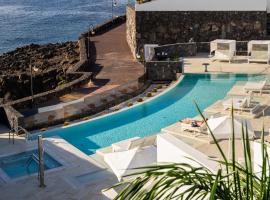 Royal Marina Suites Boutique Hotel - Adults Only, hotel en Puerto Calero