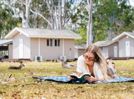 KangaROOMS Noosa Everglades YHA, hostel u gradu 'Cootharaba'