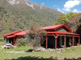 Rata Lodge Accommodation, хостел у місті Otira