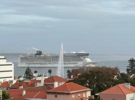 Top Sea View Lisboa - Apartment - 2Rooms, hotel en Paço de Arcos