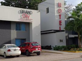 Grand City Hotel Cancun, hotel in Cancún