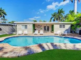 Great Location 5BR Heated Pool near Hollywood Beach