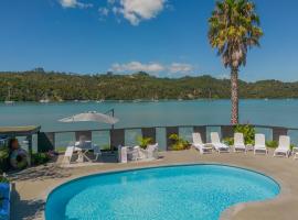 Oceans 88 Whitianga Coastal Suites, hotel di Whitianga