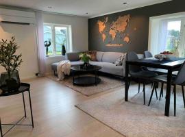 Private house in Orkanger, 35 minutes from Trondheim, hotel in Orkanger