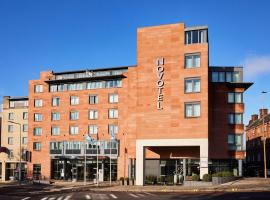 Novotel Edinburgh Centre, hotel en Edinburgh City Centre, Edimburgo