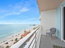 Luxury 11th Floor 1 BR Condo Direct Oceanfront Wyndham Ocean Walk Resort Daytona Beach | 1107, hotel in Daytona Beach