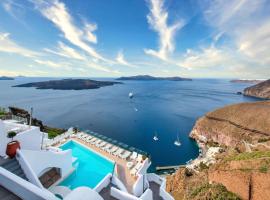 Athina Luxury Suites, hotel sa Fira