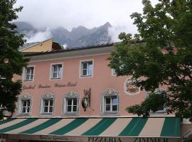 Weisses Rössel-Cavallo Bianco, hotell sihtkohas Werfen