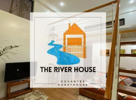 The River House - Loft Unit - Vigan, hotel Viganban