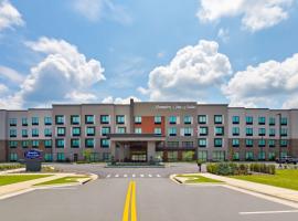 Hampton Inn & Suites Alachua I-75, FL, מלון באלאצ'ואה