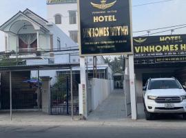 Khách Sạn Vinhomes Huỳnh Hotel, hotel en Ben Tre