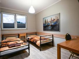 Hostel CENTRUM, hotel blizu aerodroma Radom-Sadkow Airport - RDO, 